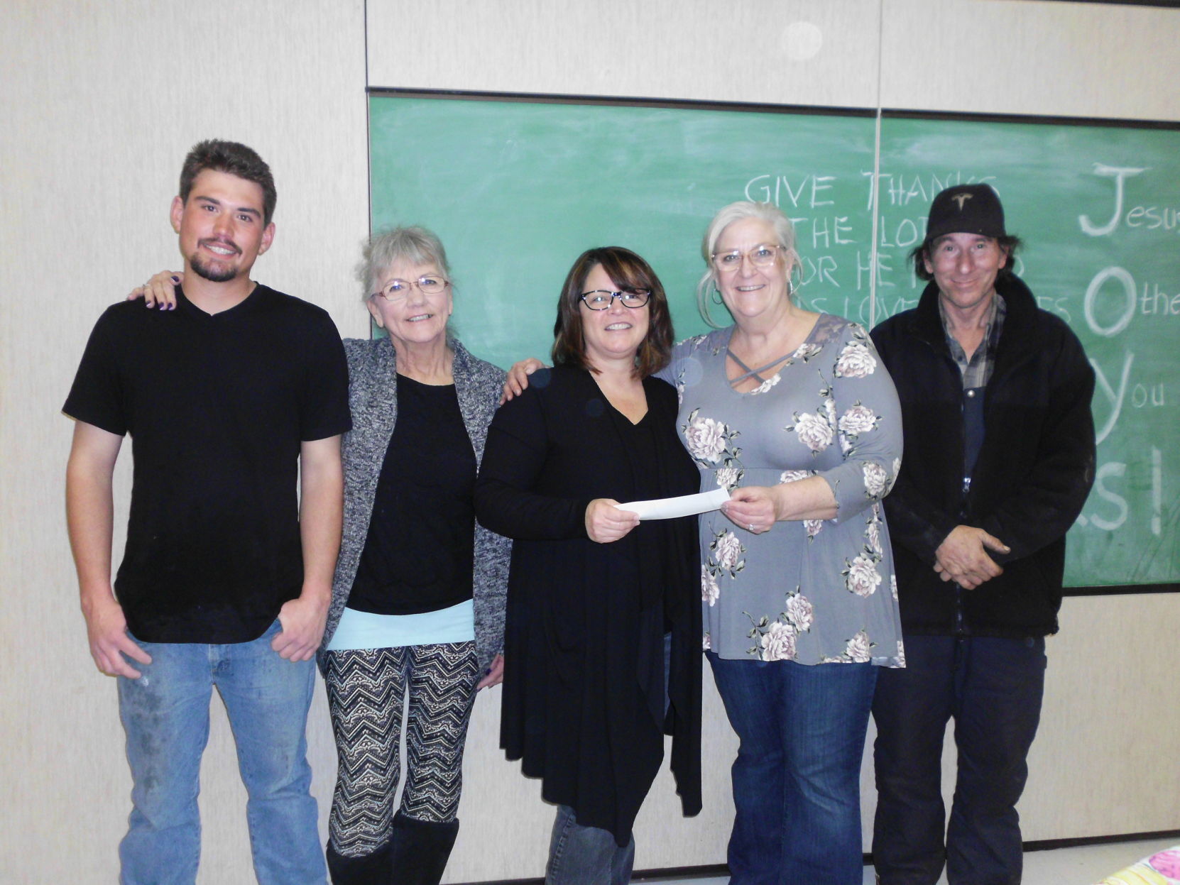 Mizpah Chapter #57 makes donation